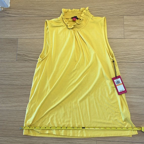 NWT! VINCE CAMUTO women’s top Size Small color Pale Lemon - Picture 3 of 6